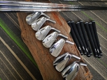 HONMA TOUR WORLD 737vn刀背铁杆装配ns.pro 950杆身HONMA原配握把