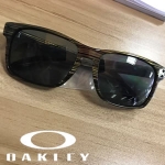 Oakley ¿ ̫۾ ˶ȫת